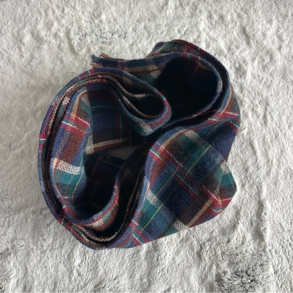 ECHO  Woolen Mills Plaid Flannel Wool Scarf Vintage